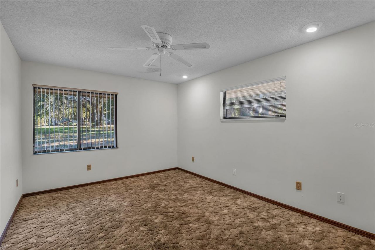 624 Hull Island Drive, Oakland, FL 34787 Photo