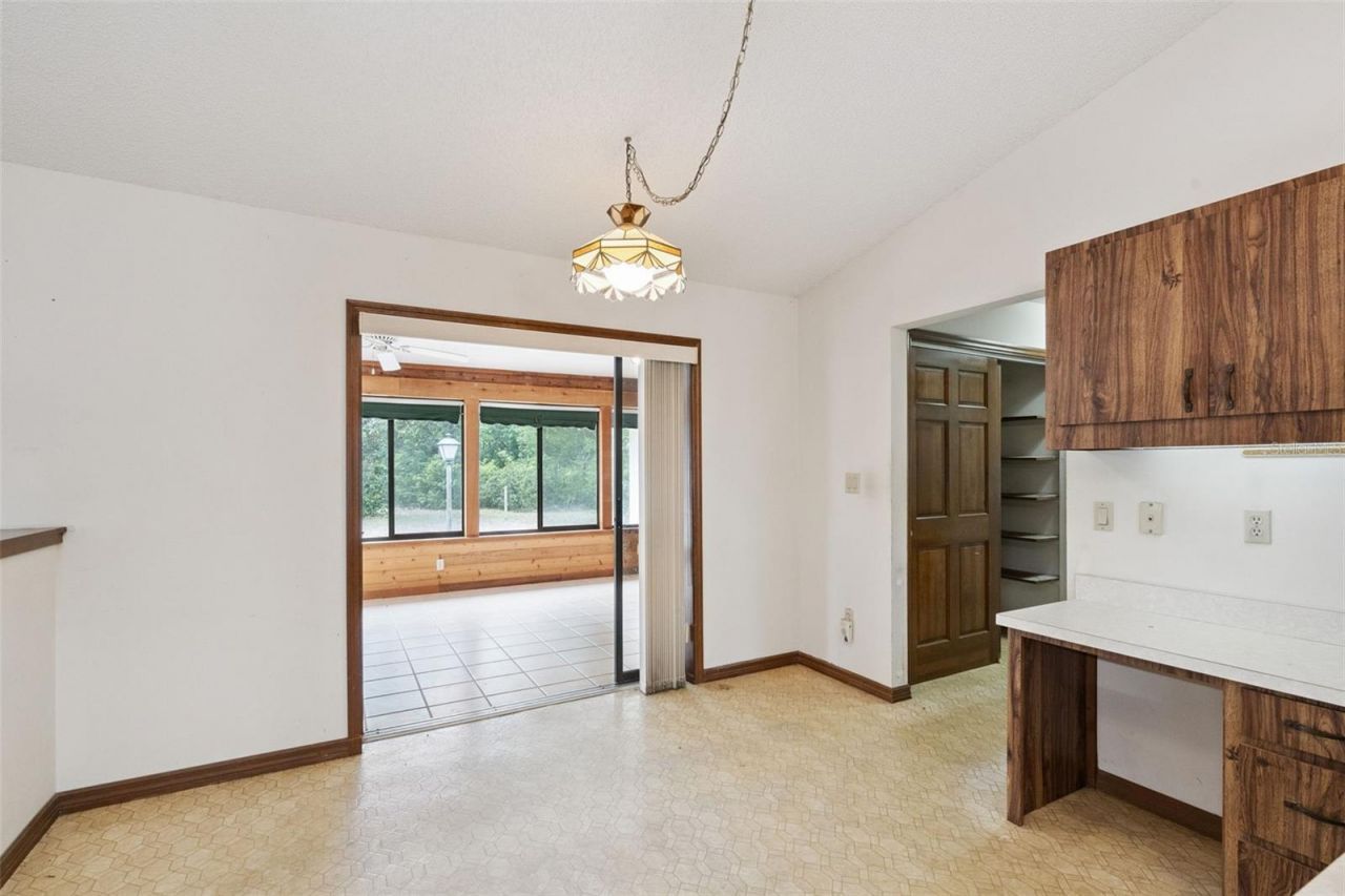 624 Hull Island Drive, Oakland, FL 34787 Photo