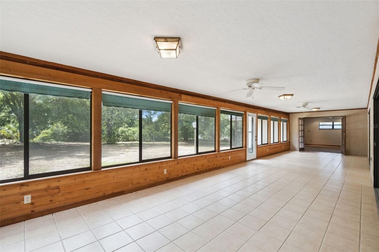 624 Hull Island Drive, Oakland, FL 34787 Photo