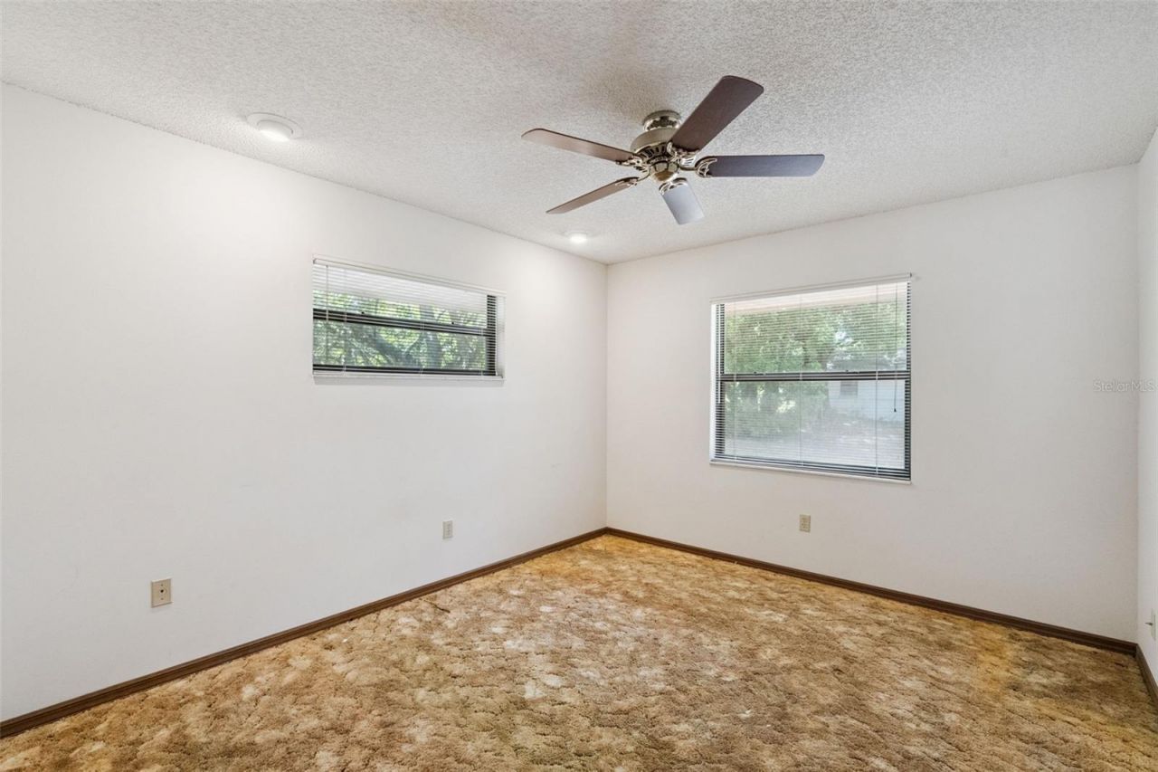 624 Hull Island Drive, Oakland, FL 34787 Photo