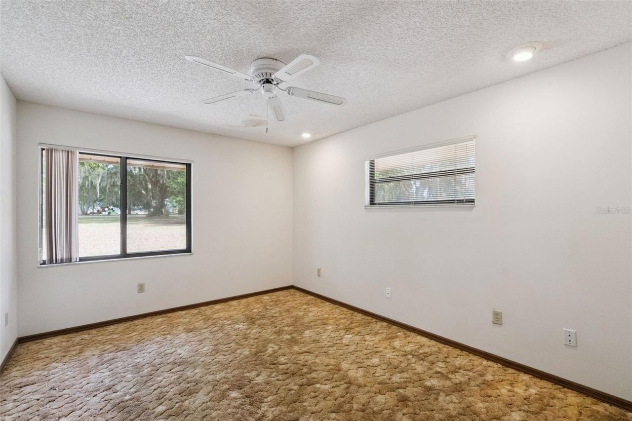 624 Hull Island Drive, Oakland, FL 34787 Photo