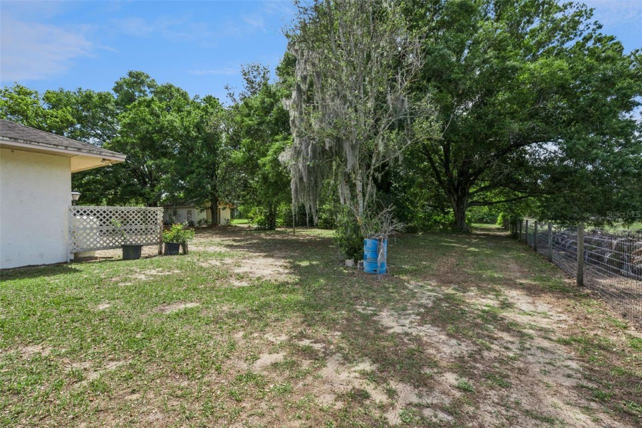 624 Hull Island Drive, Oakland, FL 34787 Photo
