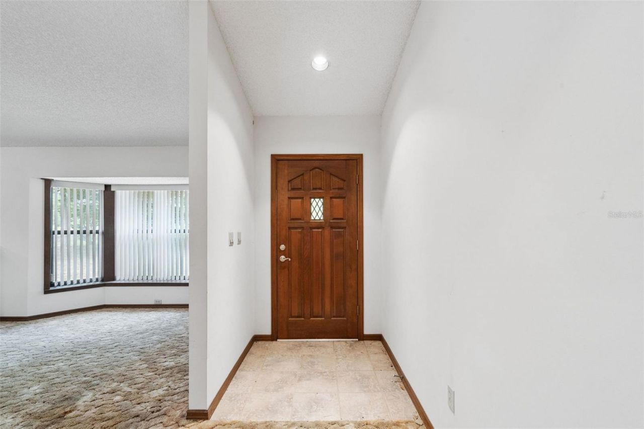 624 Hull Island Drive, Oakland, FL 34787 Photo