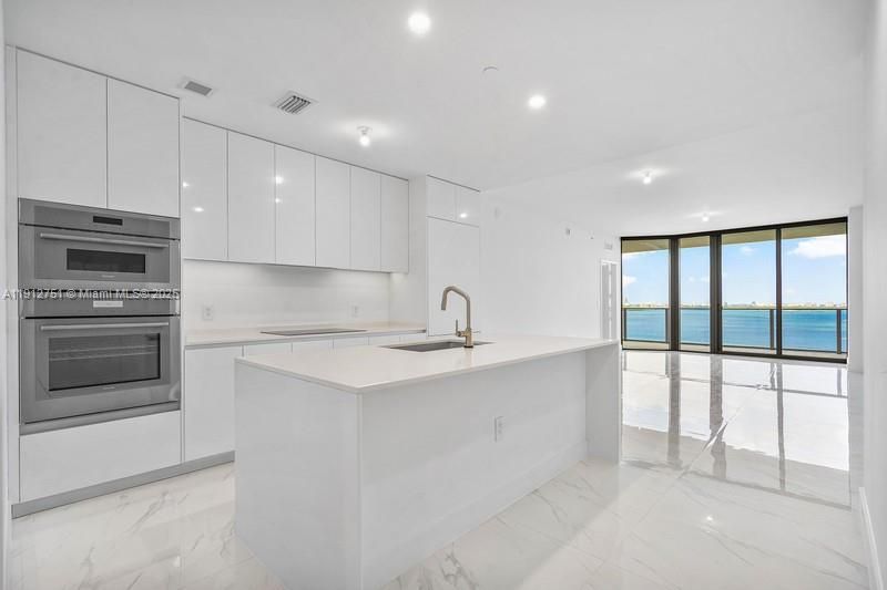 700 NE 24, Unit 1703, Miami, FL 33137 Photo