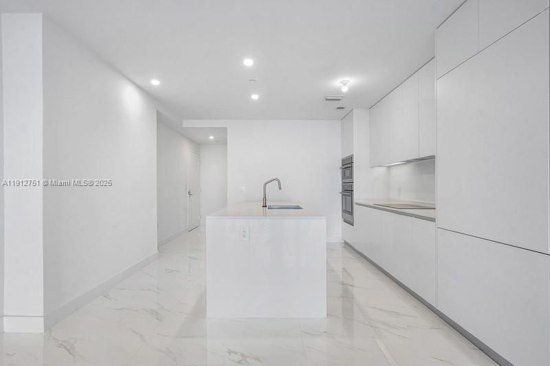 700 NE 24, Unit 1703, Miami, FL 33137 Photo