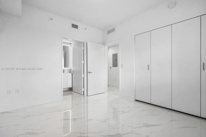 700 NE 24, Unit 1703, Miami, FL 33137 Photo