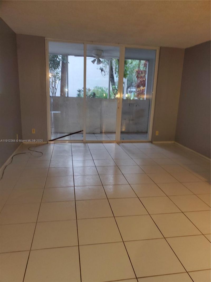 2601 NW 48th Ter, Unit 146, Lauderdale Lakes, FL 33313 Photo
