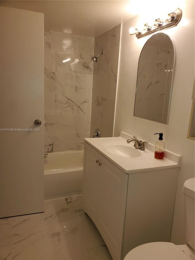 2601 NW 48th Ter, Unit 146, Lauderdale Lakes, FL 33313 Photo