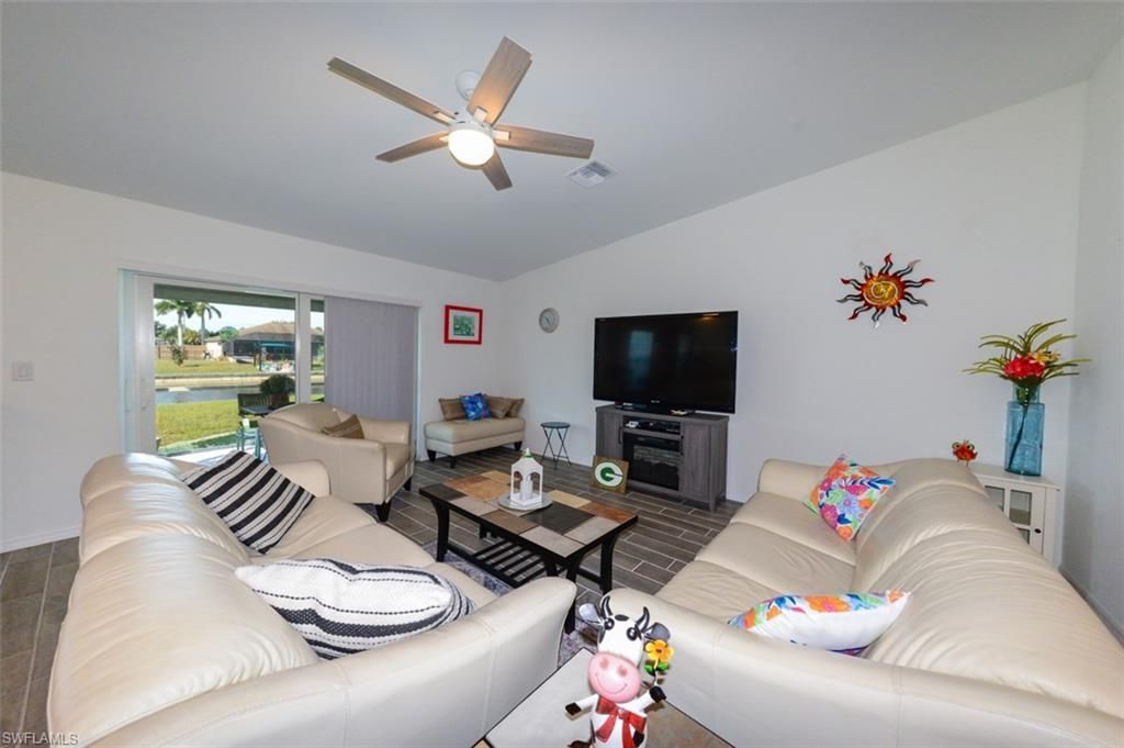 1324 SW 8th Pl, Cape Coral, FL 33991 Photo