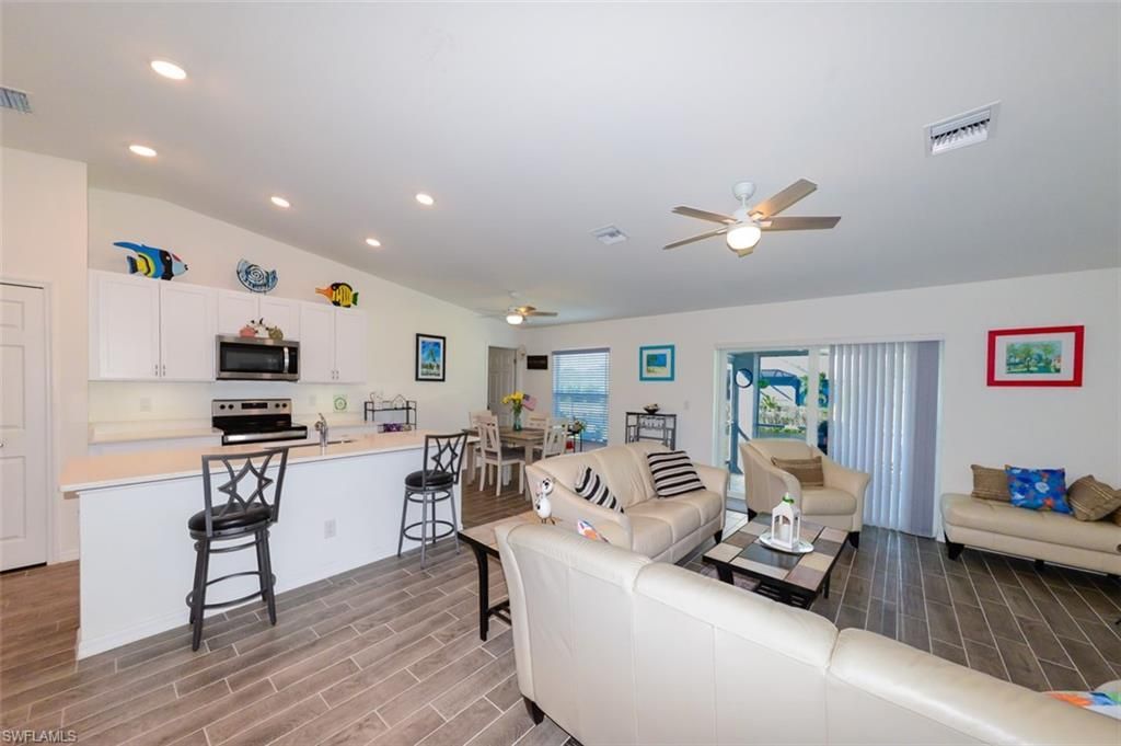 1324 SW 8th Pl, Cape Coral, FL 33991 Photo