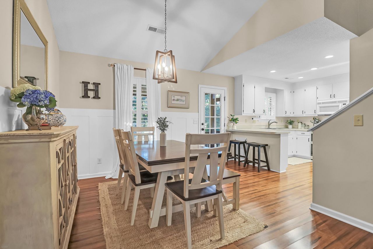 108 Apache Drive Photo 14