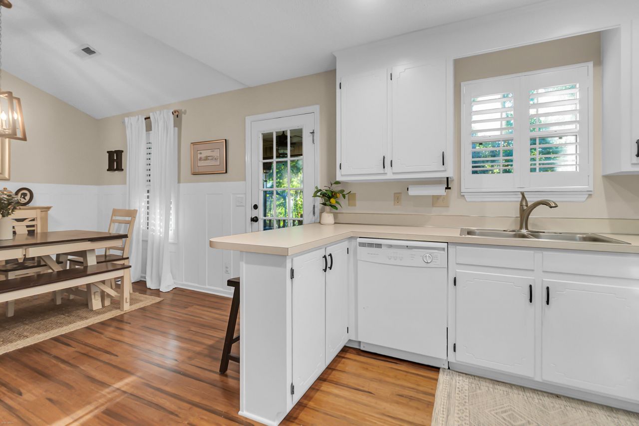 108 Apache Drive Photo 20