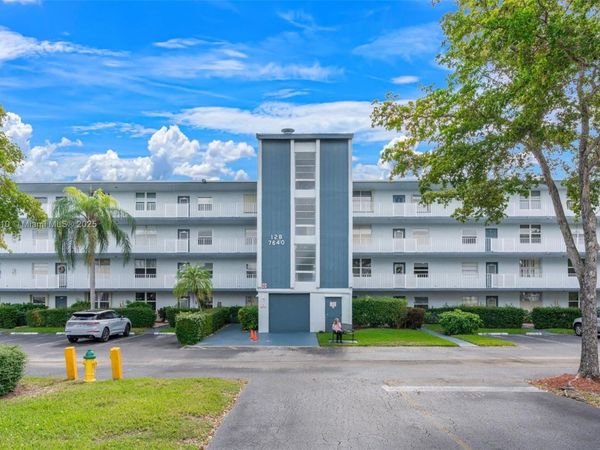 7640 NW 18th St, Unit 301, Margate, FL 33063