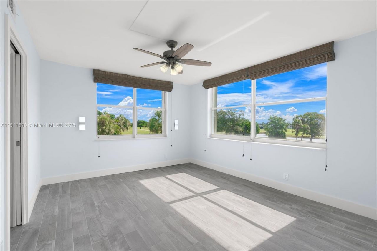 7640 NW 18th St, Unit 301, Margate, FL 33063 Photo