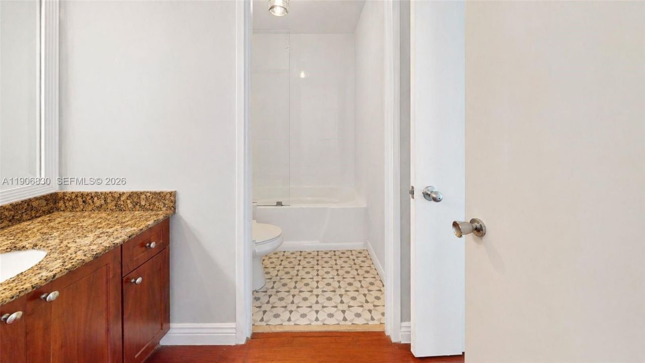 500 Three Islands Blvd, Unit L 25, Hallandale Beach, FL 33009 Photo