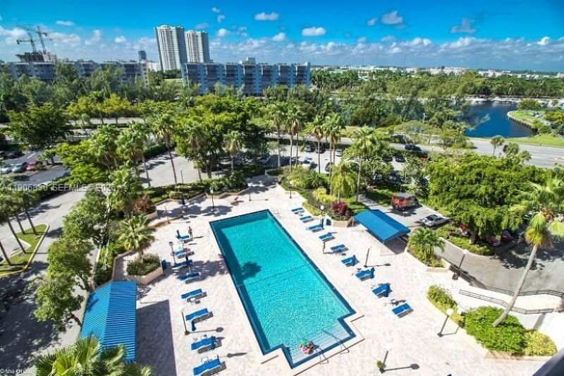 500 Three Islands Blvd, Unit L 25, Hallandale Beach, FL 33009 Photo