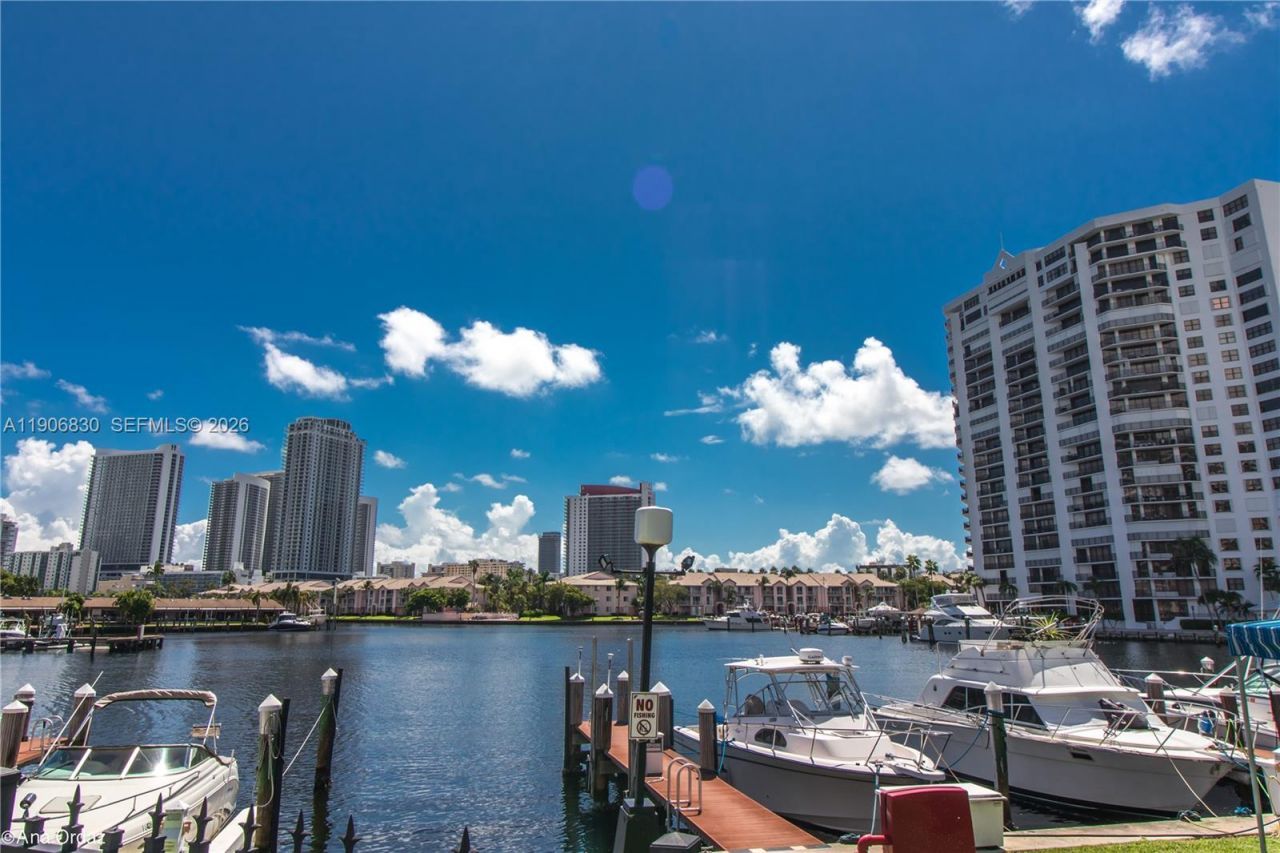 500 Three Islands Blvd, Unit L 25, Hallandale Beach, FL 33009 Photo
