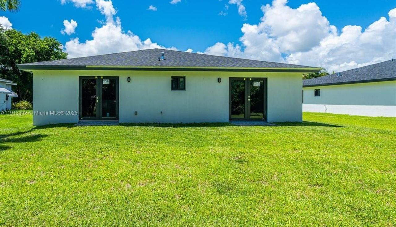 152 NW 18th St, Homestead, FL 33030 Photo