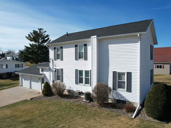 135 E Birch Street, Lancaster, WI 53813