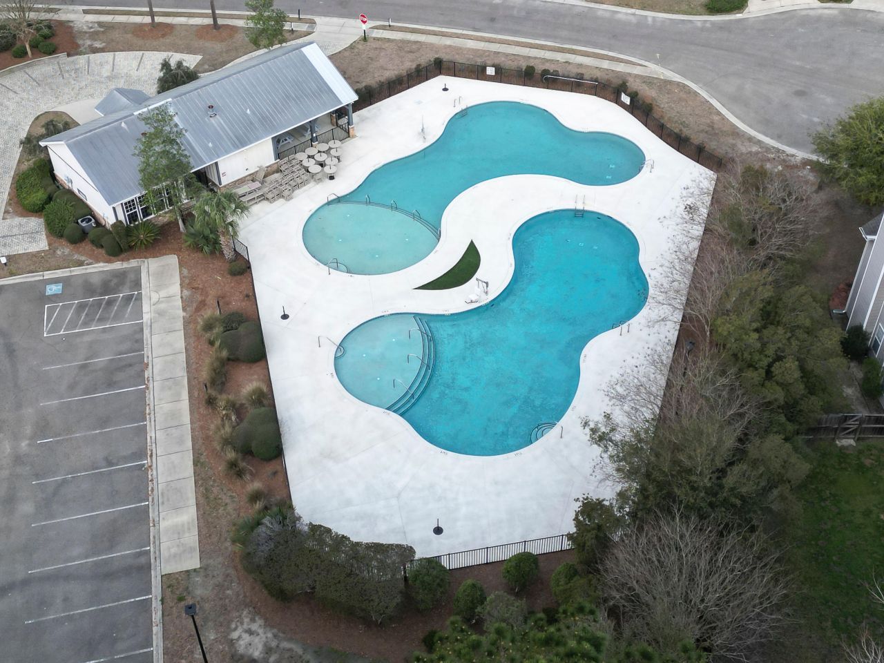 173 Cypress Forest Drive Photo 10