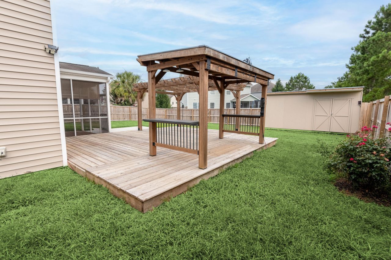 173 Cypress Forest Drive Photo 7