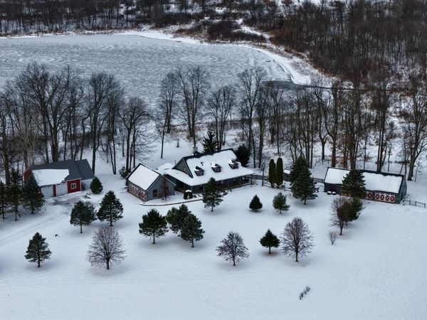 11445 F Drive S, Ceresco, MI 49033