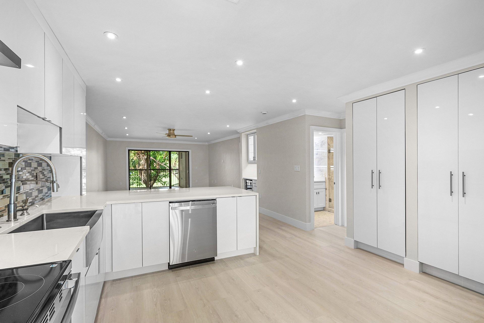 18 Stratford Drive E, Unit F, Boynton Beach, FL 33436 Photo