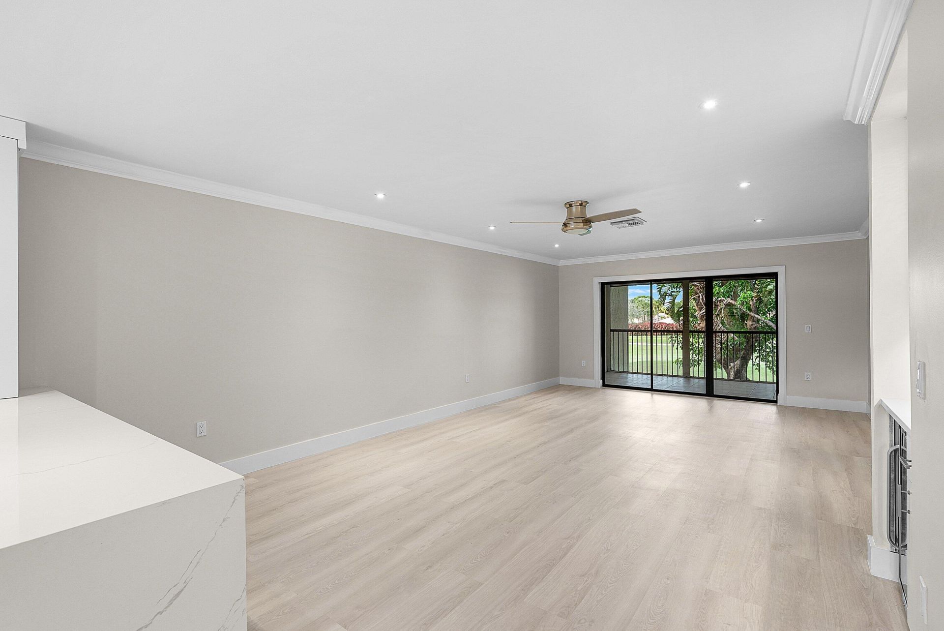 18 Stratford Drive E, Unit F, Boynton Beach, FL 33436 Photo