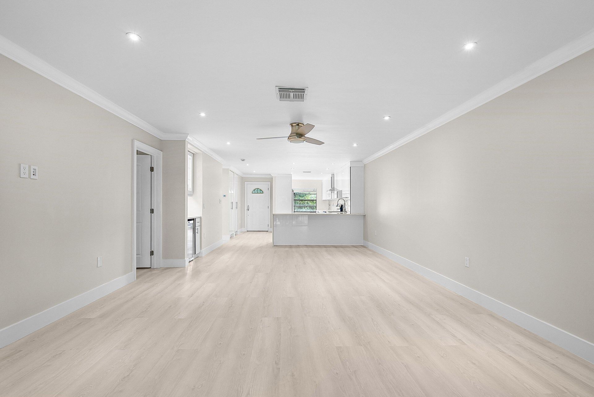 18 Stratford Drive E, Unit F, Boynton Beach, FL 33436 Photo