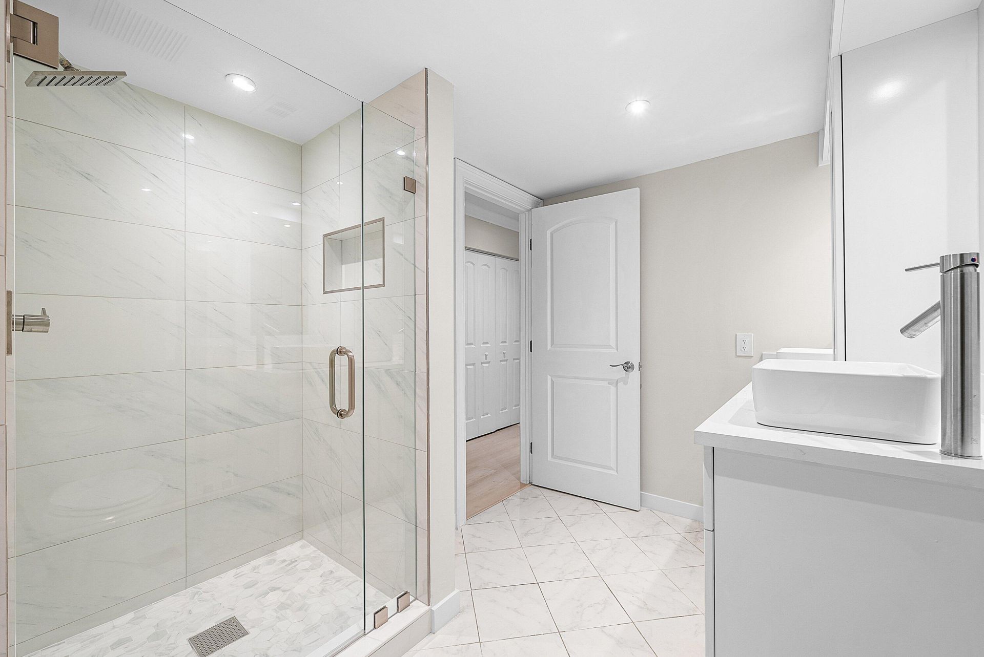 18 Stratford Drive E, Unit F, Boynton Beach, FL 33436 Photo