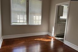 723 Summit Avenue photo 4