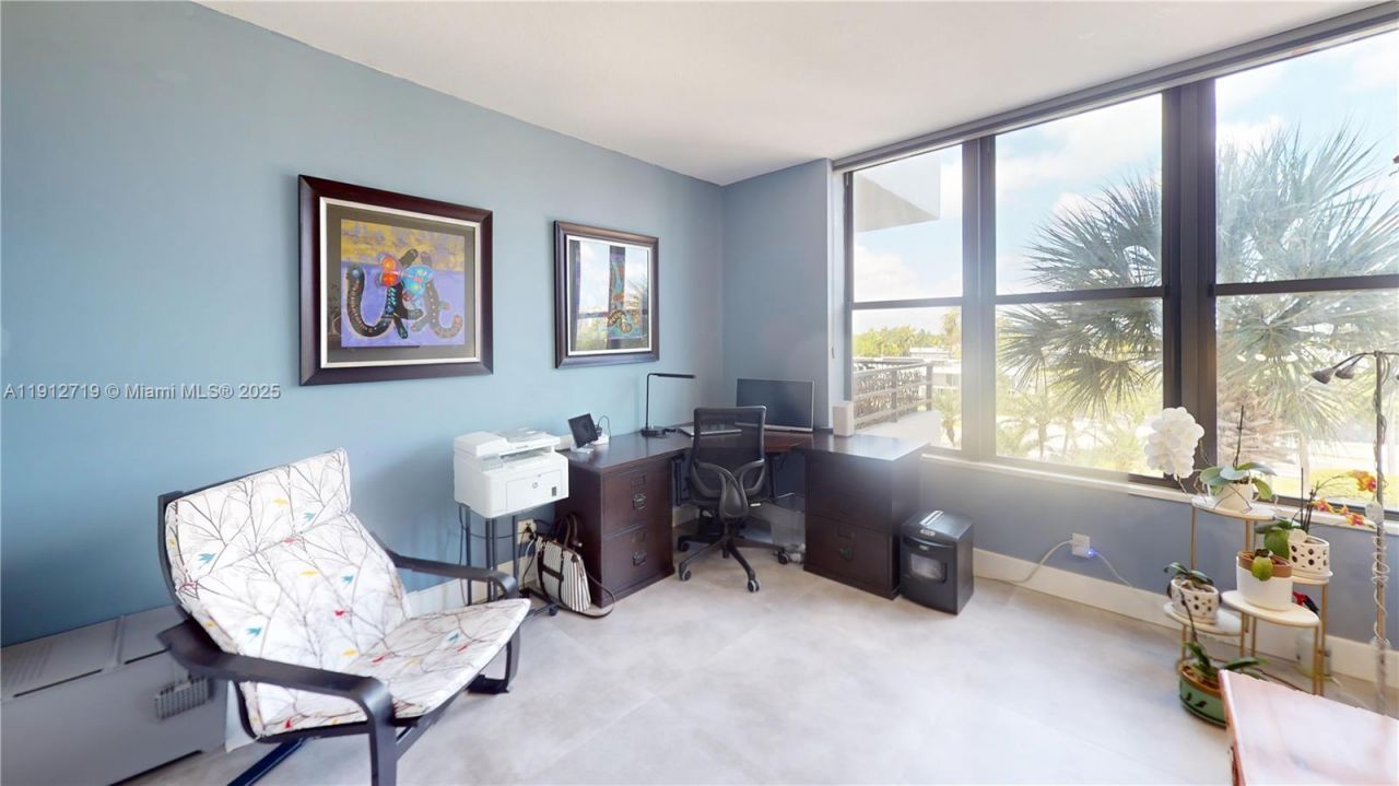 2500 Parkview Dr, Unit 507, Hallandale Beach, FL 33009 Photo