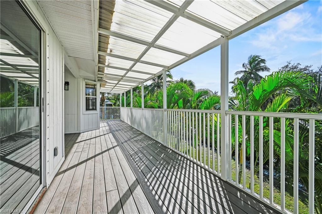 1570 Avion Pl, Naples, FL 34104 Photo