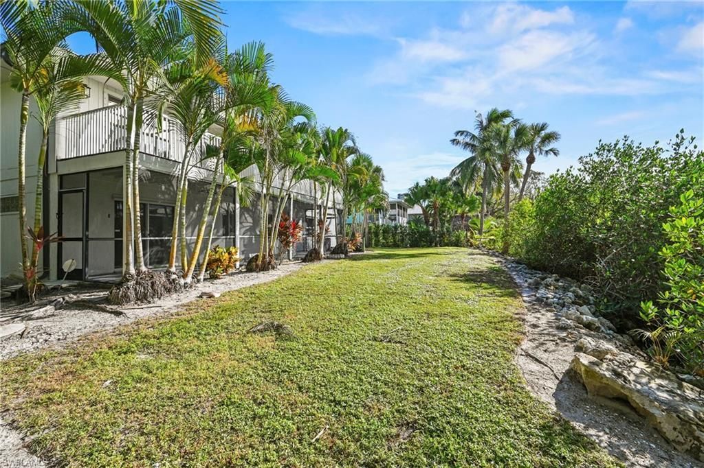 1570 Avion Pl, Naples, FL 34104 Photo