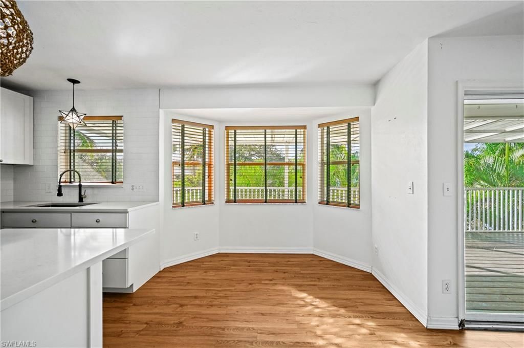 1570 Avion Pl, Naples, FL 34104 Photo