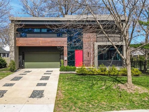 3906 W 69th Street, Prairie Village, KS 66208