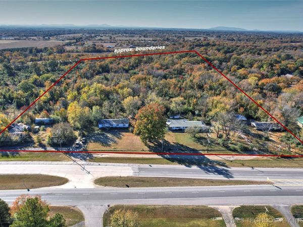 404 W Ray Fine Boulevard, Roland, OK 74954