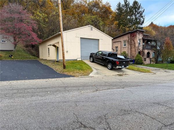 1761 Anderson Boulevard, East Liverpool, OH 43920