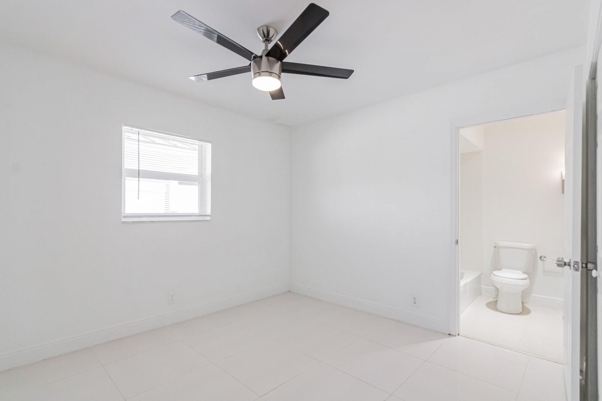 2810 NE 60th Street, Fort Lauderdale, FL 33308 Photo