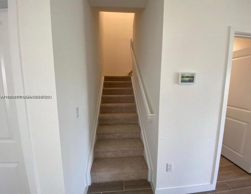 871 SE 16 Ct, Miami, FL 33034 Photo