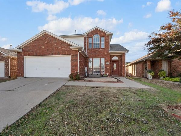 5921 Ash Flat Drive, Fort Worth, TX 76131