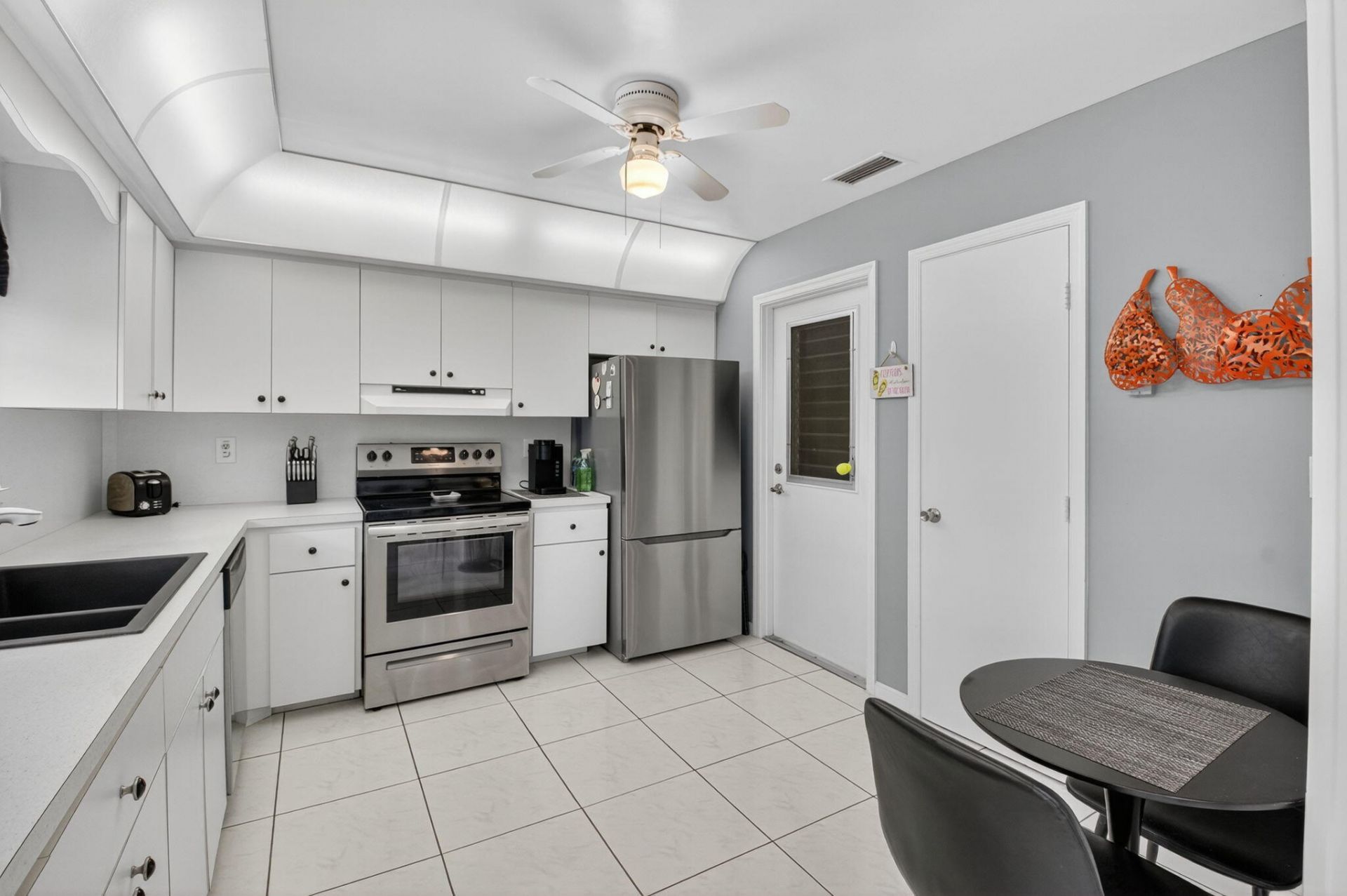 9800 Tabebuia Tree Drive, Unit A, Boynton Beach, FL 33436 Photo