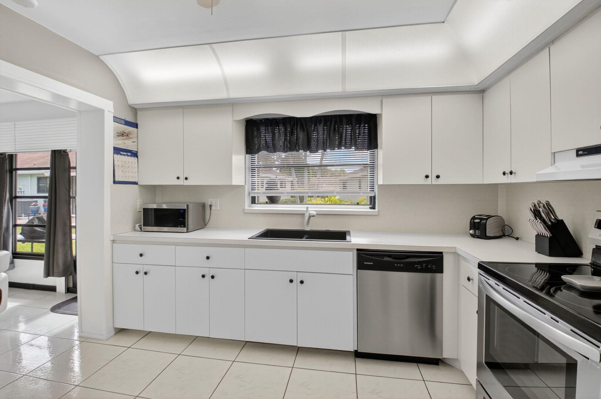 9800 Tabebuia Tree Drive, Unit A, Boynton Beach, FL 33436 Photo