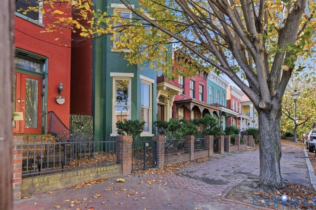 19 E Clay Street, Richmond, VA 23219 Main Photo