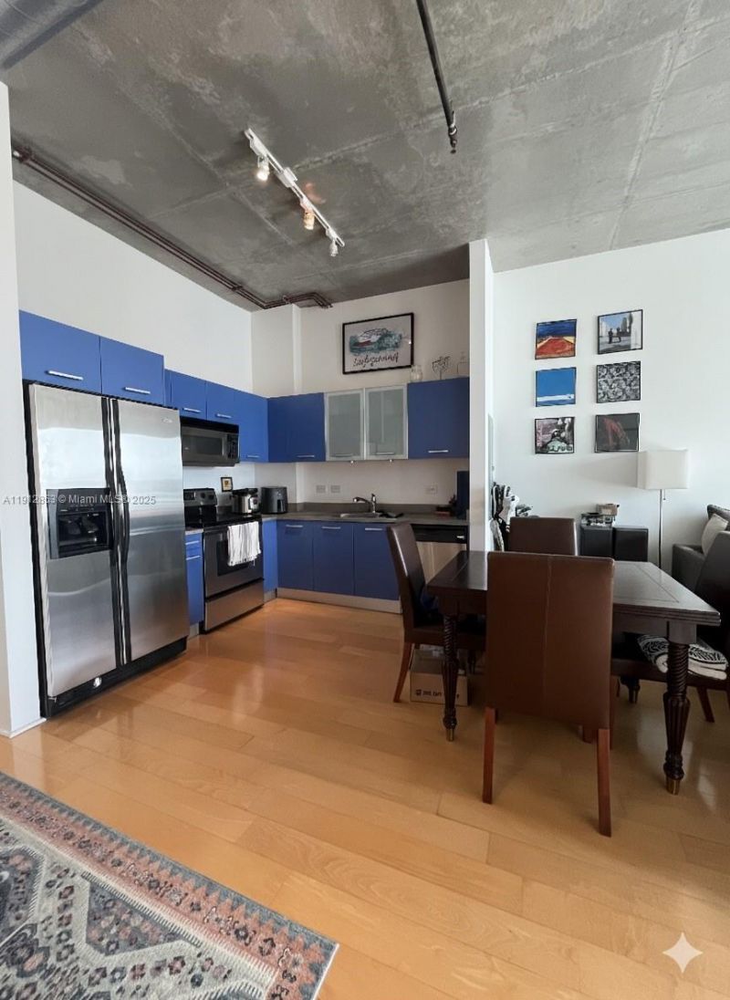 313 NE 2nd St, Unit 802, Fort Lauderdale, FL 33301 Photo