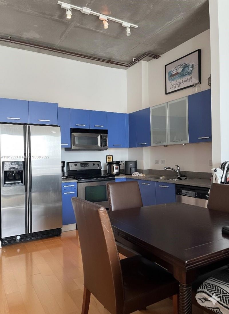 313 NE 2nd St, Unit 802, Fort Lauderdale, FL 33301 Photo