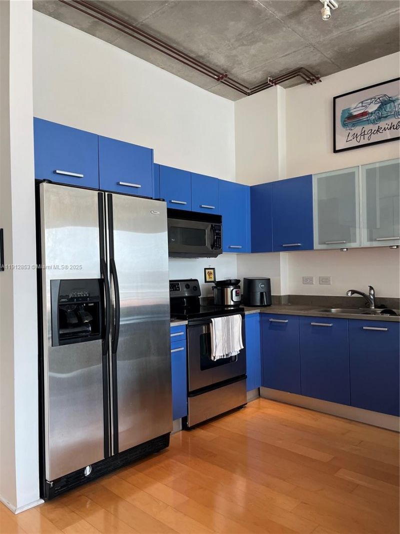 313 NE 2nd St, Unit 802, Fort Lauderdale, FL 33301 Photo