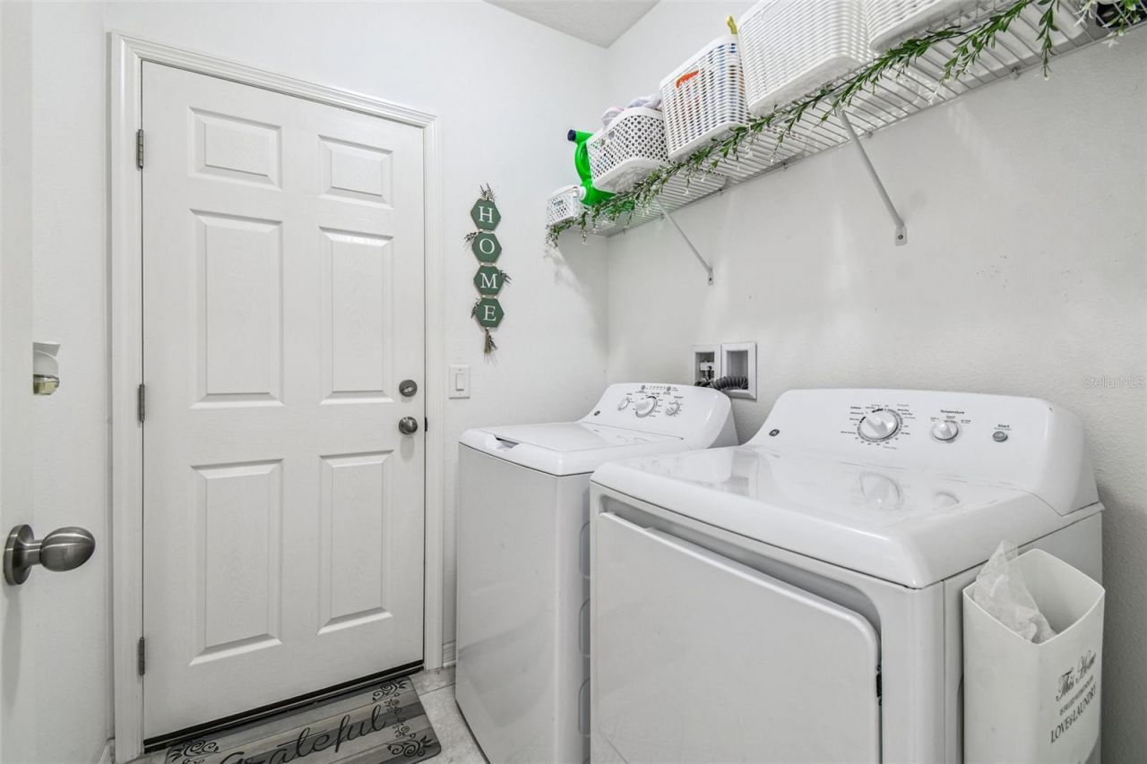 12907 Conquistador Loop, Spring Hill, FL 34610 Photo