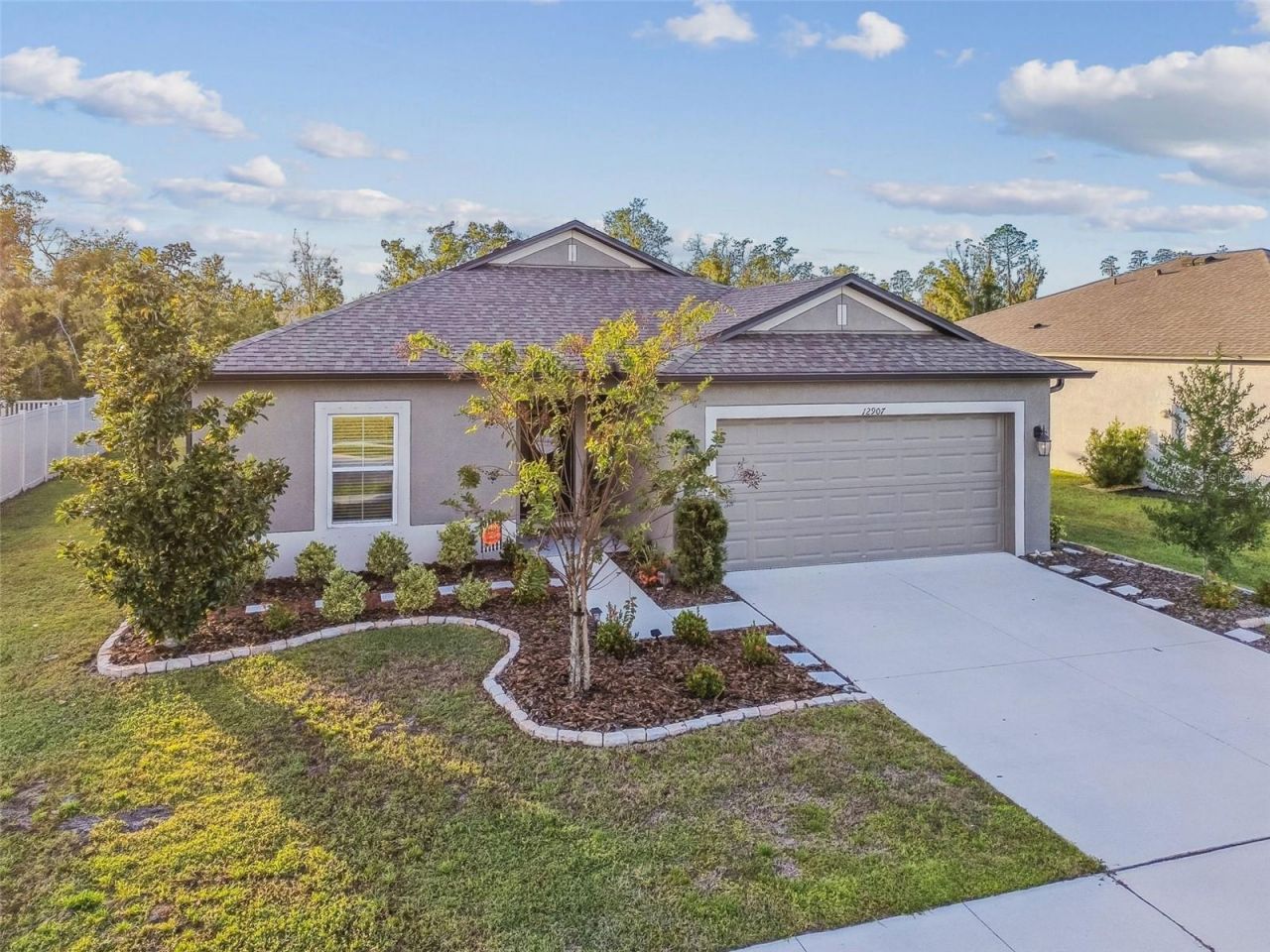12907 Conquistador Loop, Spring Hill, FL 34610 Photo