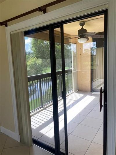 5701 Riverside Drive, Unit 302, Coral Springs, FL 33067 Photo